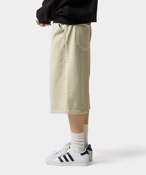 HUF(ハフ)の「STUDDED 3/4 FLEECE PANT(スウェットパンツ・メンズ・ベージュ/ブラック/レッド・S/XL/M/L/XXL)」の18枚目の写真