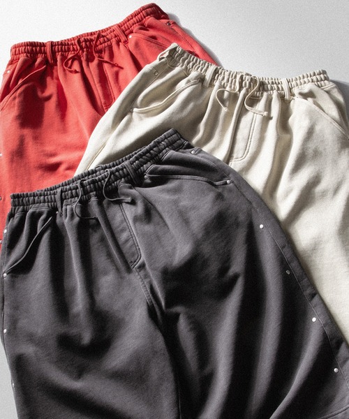 HUF(ハフ)の「STUDDED 3/4 FLEECE PANT(スウェットパンツ・メンズ・ベージュ/ブラック/レッド・S/XL/M/L/XXL)」の6枚目の写真