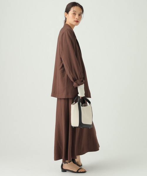 Elura（エルーラ）の「フィラメントツイルジャケット/659647（テーラードジャケット・レディース・ブラック/ブラウン/ベージュ・FREE）」の16枚目の写真