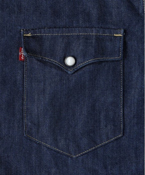 Levi's（リーバイス）の「【Levi's】ヴィンテージライク ウェスタンシャツ (インディゴ / スナップボタン / ワークウェア)（シャツ/ブラウス・メンズ・ダークインディゴブルー・S/M/L）」の4枚目の写真