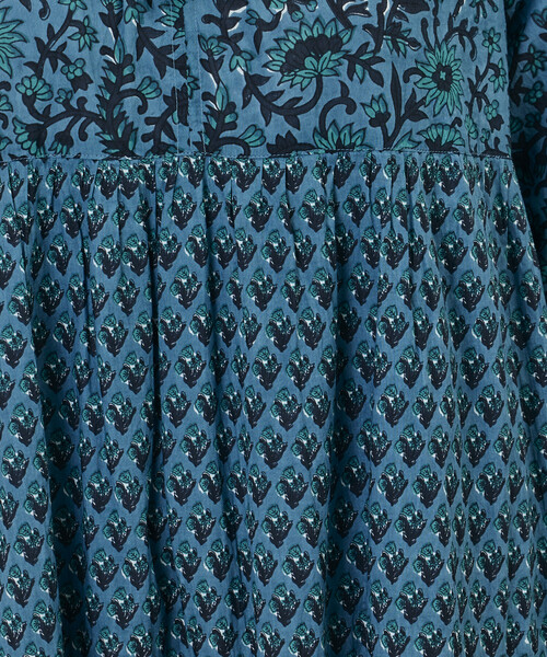 Freada（フリーダ）の「Freada/フリーダ インドフラワープリント4段ティアードドレス（ワンピース・レディース・ブルー/オレンジ・ONE SIZE）」の21枚目の写真