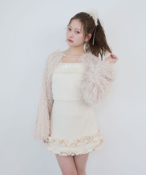 MAJESTIC LEGON（マジェスティックレゴン）の「フワフワフリンジカーデ＆キャミセット（カーディガン/ボレロ・レディース・アイボリー/ブラック/ピンクベージュ・MEDIUM）」の16枚目の写真