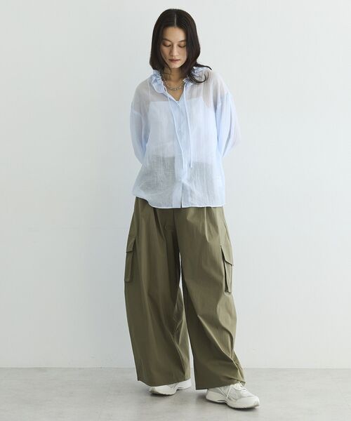 GARAGE OF GOOD CLOTHING（ガレージオブグッドクロージング）の「フリルカラーブラウス（シャツ/ブラウス・レディース・ブラック/サックスブルー/オフホワイト・FREE）」の21枚目の写真