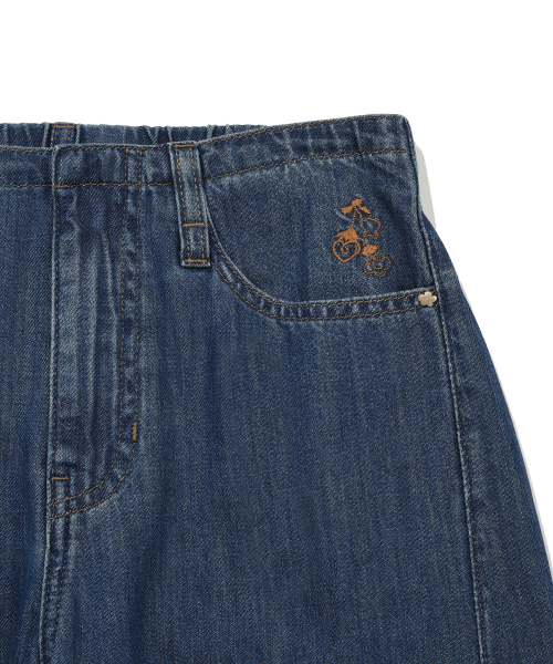 Wacky WiLLy（ワッキーウィリー）の「[26SS] ウィメンズ ワイドフィット イージーデニムパンツ ブルー（デニムパンツ・レディース・その他・SMALL/MEDIUM）」の2枚目の写真