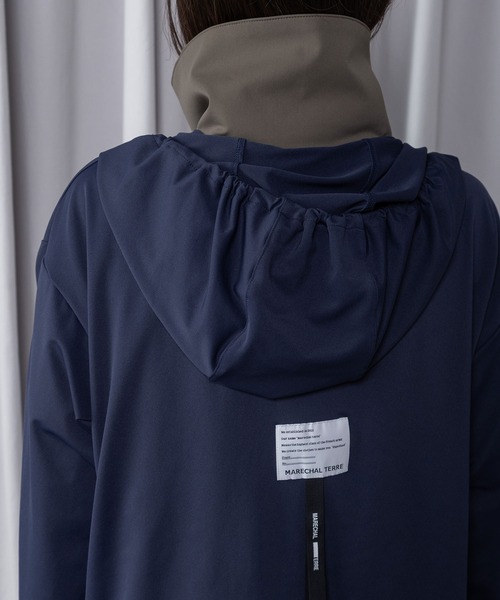 MARECHAL TERRE（マルシャルテル）の「【 機能素材】ラッシュガードフーディ（パーカー・レディース・ライトグレー/ブラック/ネイビー/チャコールグレー・MEDIUM）」の22枚目の写真