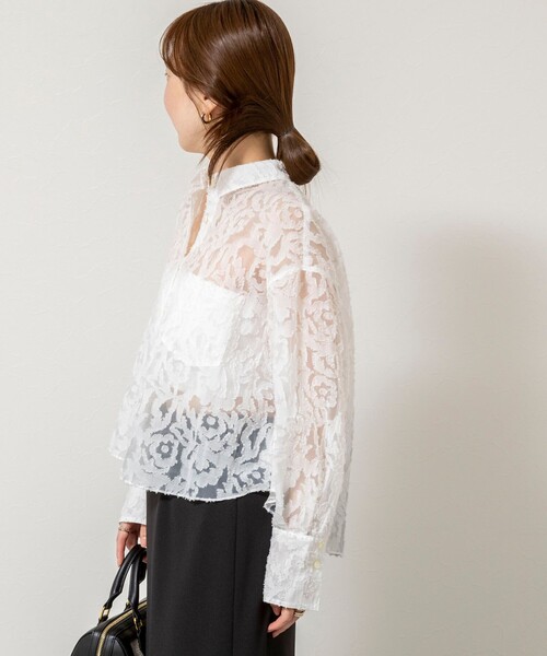NOLLEY’S Sophi（ノーリーズソフィ）の「ウォッシャブルワッシャーオーガンジーカットジャガードショートシャツ（シャツ/ブラウス・レディース・ホワイト/ミント・38）」の17枚目の写真