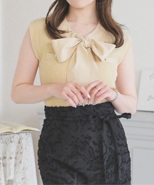 MISCH MASCH(ミッシュマッシュ)の「2026春夏新作 シャツボウタイフレンチスリーブニット(ニット/セーター・レディース・イエロー/ホワイト/ブラック・フリ-)」の7枚目の写真