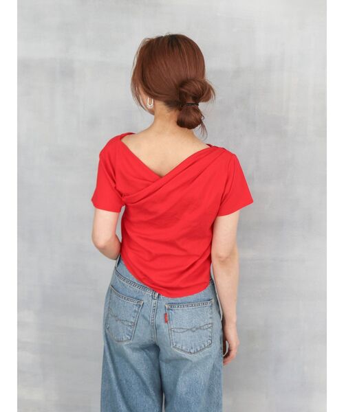 Ungrid（アングリッド）の「ドレープデザインTee（Tシャツ/カットソー・レディース・オフホワイト/ブラック/レッド・FREE）」の5枚目の写真