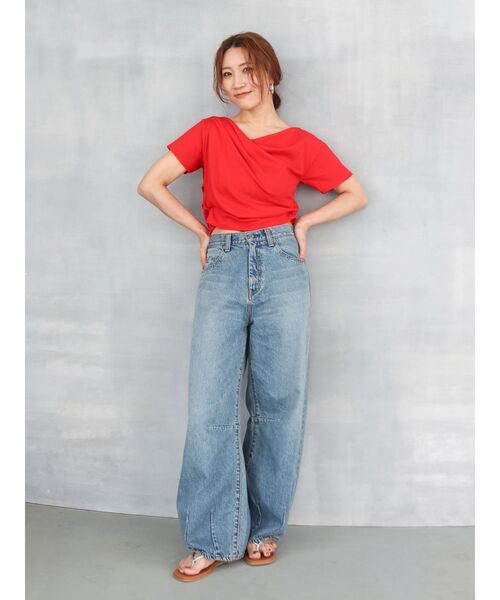 Ungrid（アングリッド）の「ドレープデザインTee（Tシャツ/カットソー・レディース・オフホワイト/ブラック/レッド・FREE）」の6枚目の写真