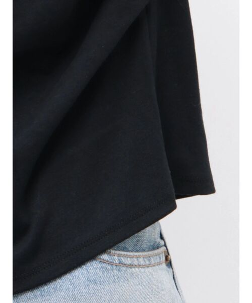 Ungrid（アングリッド）の「ドレープデザインTee（Tシャツ/カットソー・レディース・オフホワイト/ブラック/レッド・FREE）」の19枚目の写真