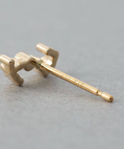 ete（エテ）の「[ゾディアック] K10YG ダイヤモンド ピアス /さそり座（ピアス（片耳用）・レディース・イエローゴールド・FREE）」の3枚目の写真