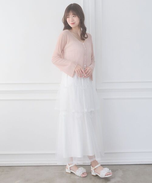 MAJESTIC LEGON（マジェスティックレゴン）の「ビジューボタンシアーカーディガン（ニット/セーター・レディース・アイボリー/ブルー/オフホワイト/ピンク/ネイビー・MEDIUM）」の13枚目の写真