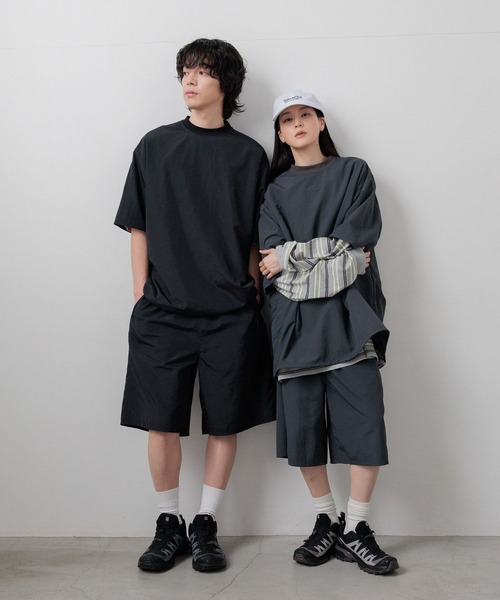 LOWRYS FARM（ローリーズファーム）の「SETUP可能【LFM(U)】ナイロンイージーショーツ／Ｐ　 670621（その他パンツ・メンズ・ブラック/チャコールグレー/パープル・LARGE/MEDIUM）」の2枚目の写真