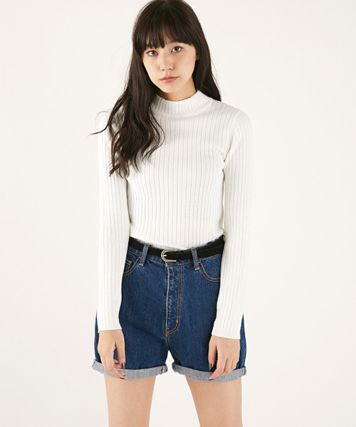 MOUSSY(マウジー)の「Cotton/Rayon Rib tops(ニット/セーター・レディース・ライトイエロー/オフホワイト/ライトグレー/ライトブルー・FREE)」の1枚目の写真