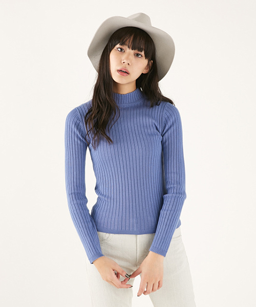 MOUSSY(マウジー)の「Cotton/Rayon Rib tops(ニット/セーター・レディース・ライトイエロー/オフホワイト/ライトグレー/ライトブルー・FREE)」の3枚目の写真
