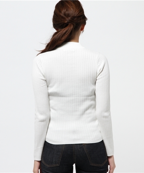 MOUSSY(マウジー)の「Cotton/Rayon Rib tops(ニット/セーター・レディース・ライトイエロー/オフホワイト/ライトグレー/ライトブルー・FREE)」の15枚目の写真