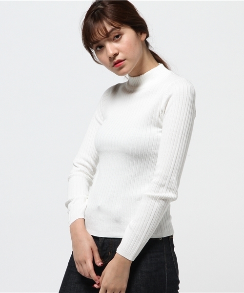MOUSSY(マウジー)の「Cotton/Rayon Rib tops(ニット/セーター・レディース・ライトイエロー/オフホワイト/ライトグレー/ライトブルー・FREE)」の10枚目の写真