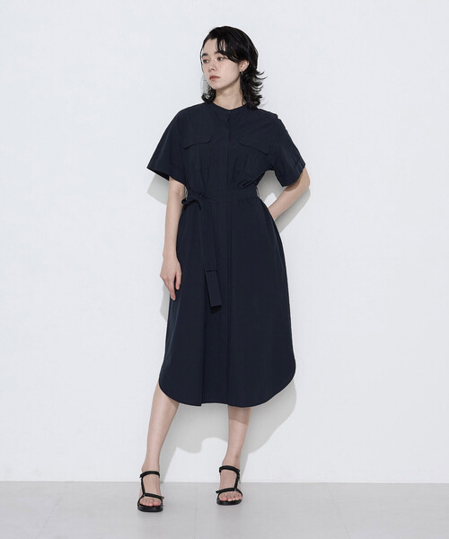 K.T KIYOKO TAKASE（キヨコタカセ）の「タイプライター ロングシャツドレス（ワンピース・レディース・ネイビー/キャメル/チャコール・9号）」の2枚目の写真