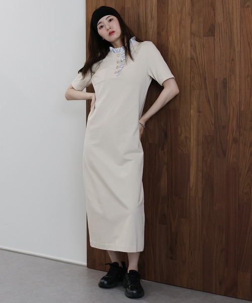 J by blue(ジェイバイブルー)の「フリルシャツドッキングワンピース(ワンピース・レディース・チャコールグレー/アイボリー/ブラック・MEDIUM)」の10枚目の写真