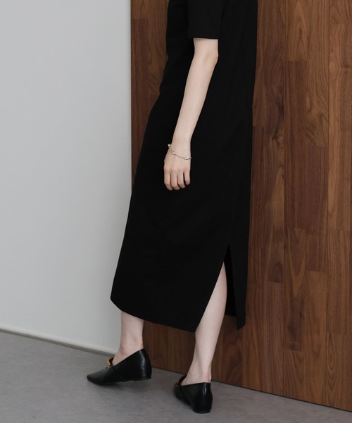 J by blue(ジェイバイブルー)の「フリルシャツドッキングワンピース(ワンピース・レディース・チャコールグレー/アイボリー/ブラック・MEDIUM)」の20枚目の写真