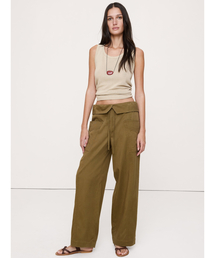 BANANA REPUBLIC（バナナリパブリック）の「ハイライズ ストレートレッグ フィッシャーマン パンツ（その他パンツ）」