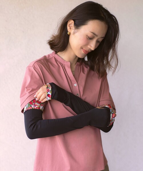 J.PRESS Ladies(J.プレス レディス)の「プレーティングジャージー バンドカラー カットソー(Tシャツ/カットソー・レディース・ネイビー系/ローズ系/グレー系/ライトグレー系・SMALL)」の7枚目の写真