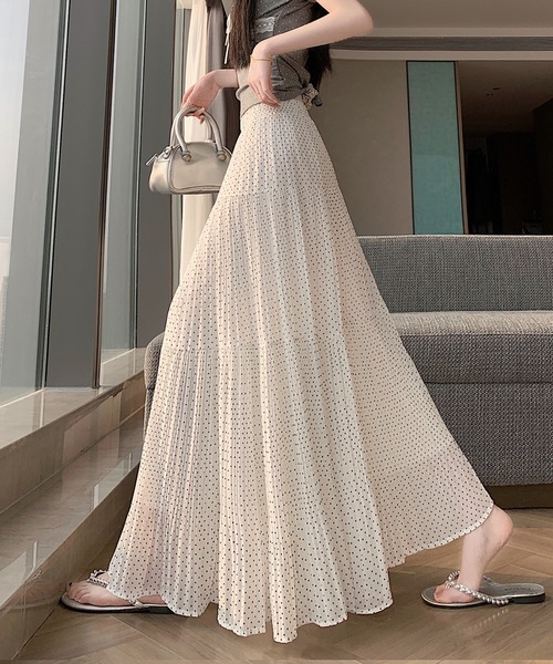 AMAJI（アマジ）の「ドット シフォン プリーツ スカート Aライン ロングスカート（スカート・レディース・イエロー/グリーン/ホワイト/ブラック・X-LARGE/LARGE/MEDIUM/SMALL）」の6枚目の写真