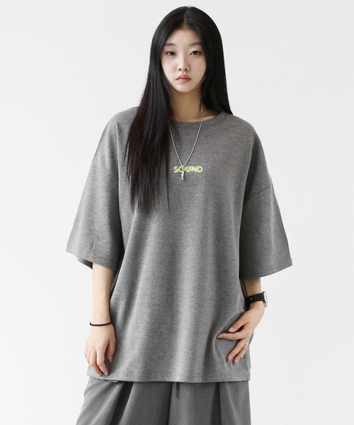 minsobi（ミンソビ）の「サウンドウェーブ グラフィック ビッグシルエット 半袖Tシャツ ユニセックス（Tシャツ/カットソー・メンズ・ブラック/ホワイト/グレー・FREE）」の13枚目の写真