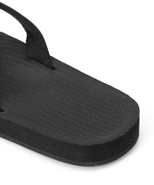Indosole(インドソール)の「Indosole/インドソール/ESSNTLS Flip Flops SANDALS(サンダル・メンズ・ブラック/モスグリーン/ベージュ/グレー系その他3・10/9)」の7枚目の写真