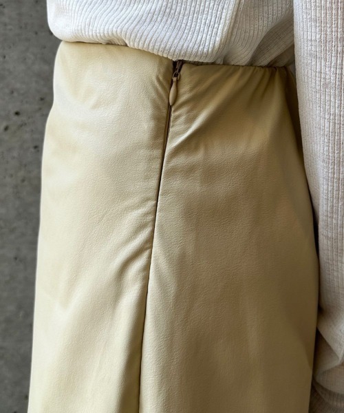 CIEL'AIR(シエルエアー)の「【ウォッシャブル加工】FAUX LEATHER SKIRT(フェイクレザースカート)(スカート・レディース・ブラック/イエロー・FREE)」の12枚目の写真