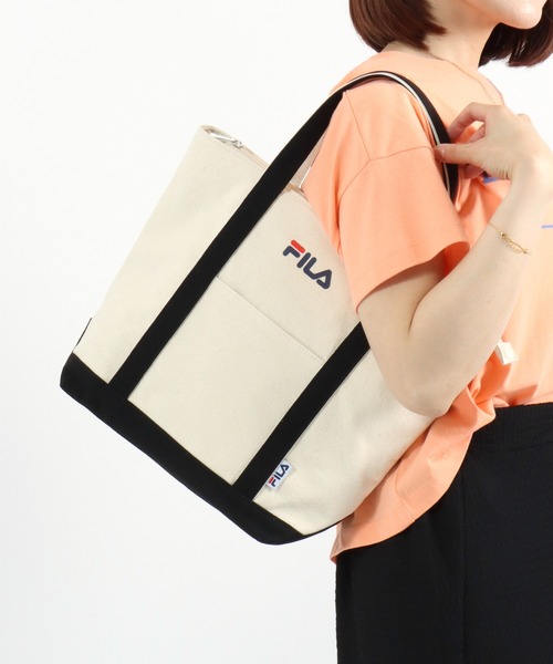 FILA(フィラ)の「FILA(フィラ)コットンキャンバス配色トートバッグ/ワンポイントロゴプリント/無地 ストライプ(トートバッグ・レディース・ホワイト×ブラック/ブルー系その他・FREE)」の1枚目の写真