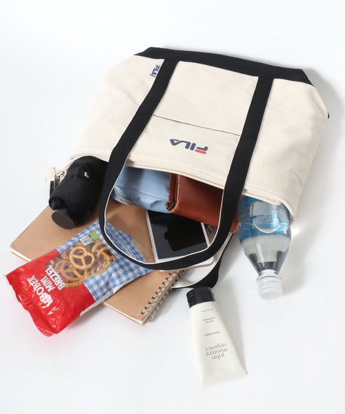 FILA(フィラ)の「FILA(フィラ)コットンキャンバス配色トートバッグ/ワンポイントロゴプリント/無地 ストライプ(トートバッグ・レディース・ホワイト×ブラック/ブルー系その他・FREE)」の19枚目の写真