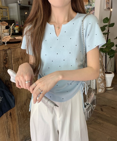 Girly Doll(ガーリードール)の「キーネックサイドシャーリングドット半袖ニット(Tシャツ/カットソー・レディース・ブラック/ブルー/ホワイト/ベージュ・FREE)」の17枚目の写真