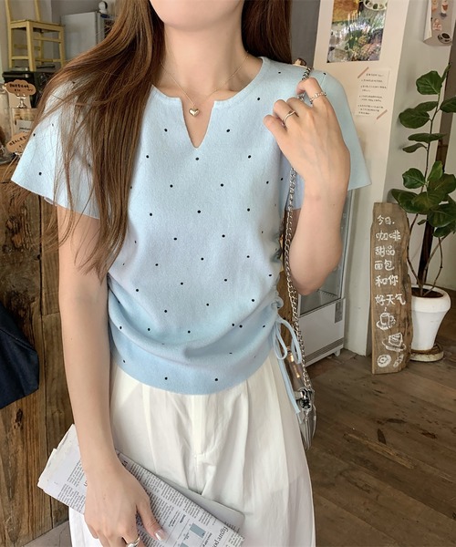 Girly Doll(ガーリードール)の「キーネックサイドシャーリングドット半袖ニット(Tシャツ/カットソー・レディース・ブラック/ブルー/ホワイト/ベージュ・FREE)」の18枚目の写真