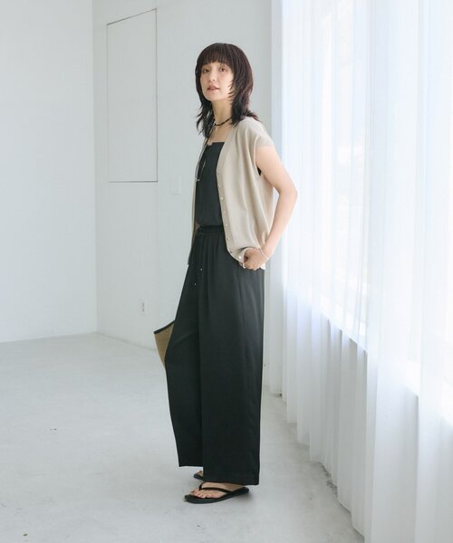 RIVE DROITE(リヴドロワ)の「【接触冷感/UVカット/ウォッシャブル】クールタッチUV Vネックベスト (夏服/オフィスカジュアル)(ニット/セーター・レディース・ベージュ/ブラウン/ブラック・FREE)」の12枚目の写真