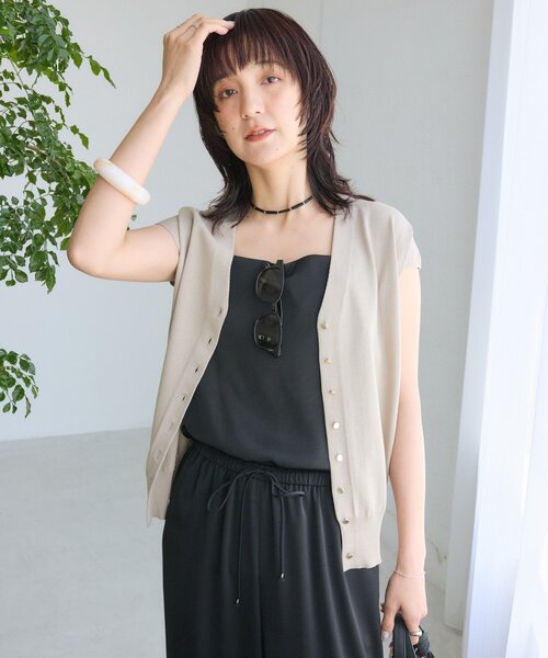RIVE DROITE(リヴドロワ)の「【接触冷感/UVカット/ウォッシャブル】クールタッチUV Vネックベスト (夏服/オフィスカジュアル)(ニット/セーター・レディース・ベージュ/ブラウン/ブラック・FREE)」の14枚目の写真