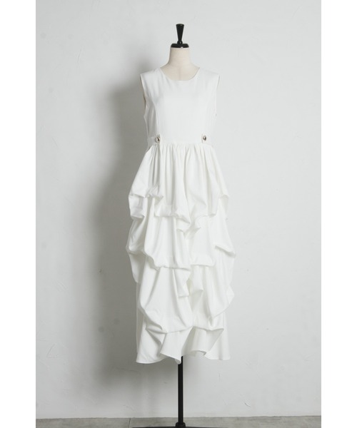 ARVELLIA(アルベリア)の「DRAPED VOLUME DRESS(ワンピース・レディース・ホワイト/ブラック・M)」の22枚目の写真