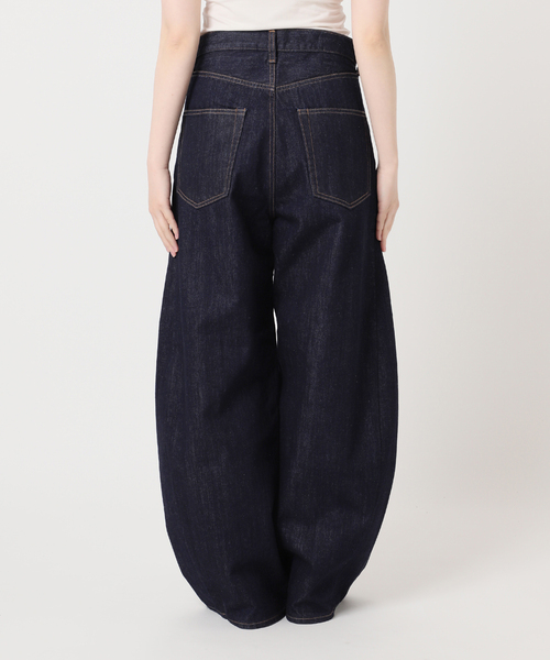 journal standard L'essage（ジャーナルスタンダードレサージュ）の「バレルワイドデニムパンツ（デニムパンツ・レディース・ネイビー/ブルー・38/36）」の14枚目の写真