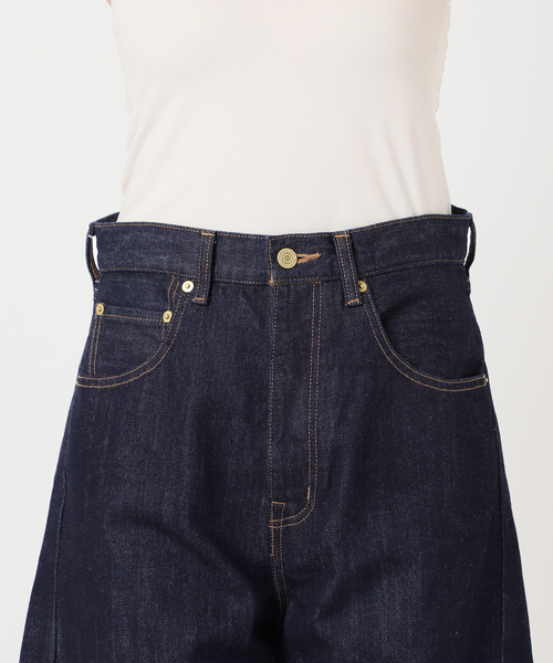 journal standard L'essage（ジャーナルスタンダードレサージュ）の「バレルワイドデニムパンツ（デニムパンツ・レディース・ネイビー/ブルー・38/36）」の16枚目の写真