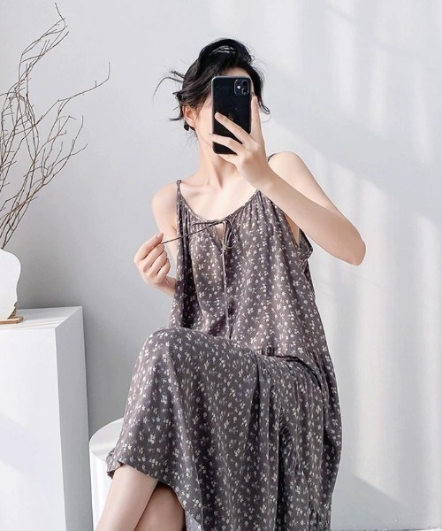 Forcement(フォースメント)の「涼感たっぷり。抜け感叶うティアードキャミワンピ(ワンピース・レディース・ホワイト/パープル/ネイビー・FREE)」の8枚目の写真