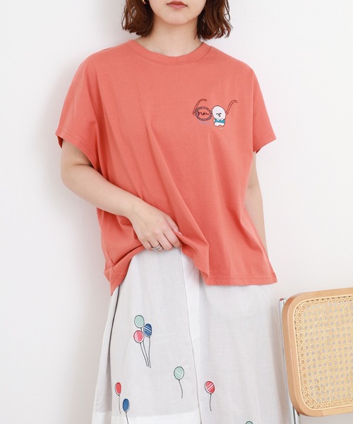Emago(イマゴ)の「EMAGO 丸メガネとマルチーズ刺繍T 半袖(Tシャツ/カットソー・レディース・ベージュ/ホワイト・FREE)」の18枚目の写真