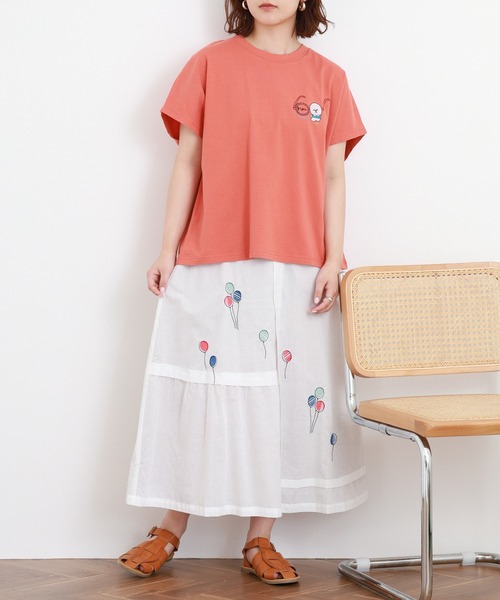 Emago(イマゴ)の「EMAGO 丸メガネとマルチーズ刺繍T 半袖(Tシャツ/カットソー・レディース・ベージュ/ホワイト・FREE)」の20枚目の写真