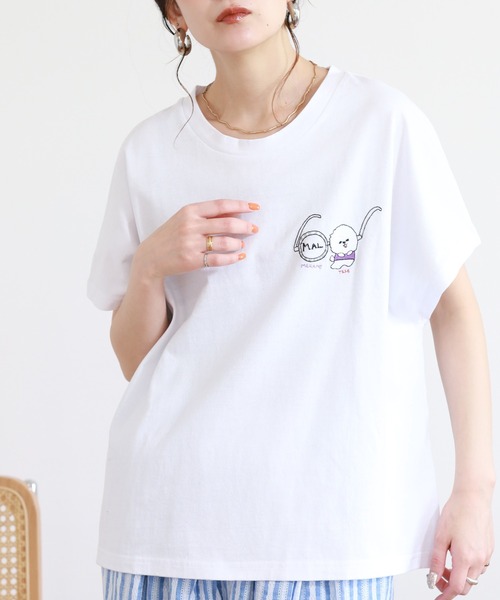 Emago(イマゴ)の「EMAGO 丸メガネとマルチーズ刺繍T 半袖(Tシャツ/カットソー・レディース・ベージュ/ホワイト・FREE)」の4枚目の写真