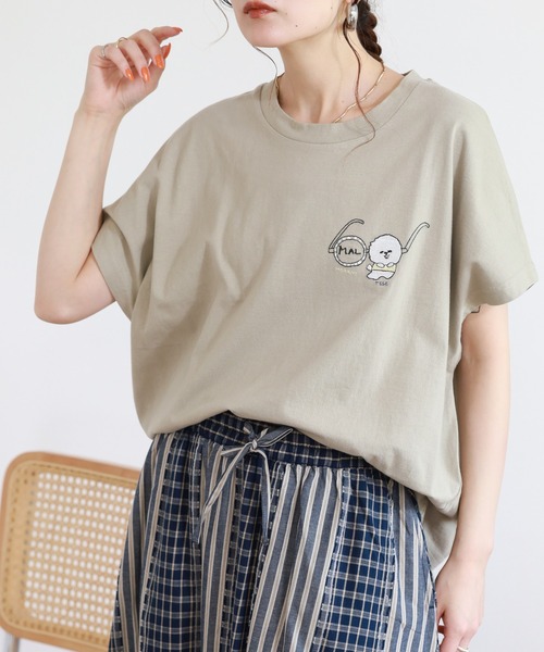 Emago(イマゴ)の「EMAGO 丸メガネとマルチーズ刺繍T 半袖(Tシャツ/カットソー・レディース・ベージュ/ホワイト・FREE)」の10枚目の写真