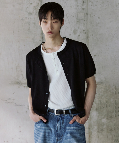 P.IN.O(ピインオ)の「クーリングラウンドセミクロップハーフニット - ブラック(Tシャツ/カットソー・メンズ・その他・MEDIUM/LARGE)」の1枚目の写真
