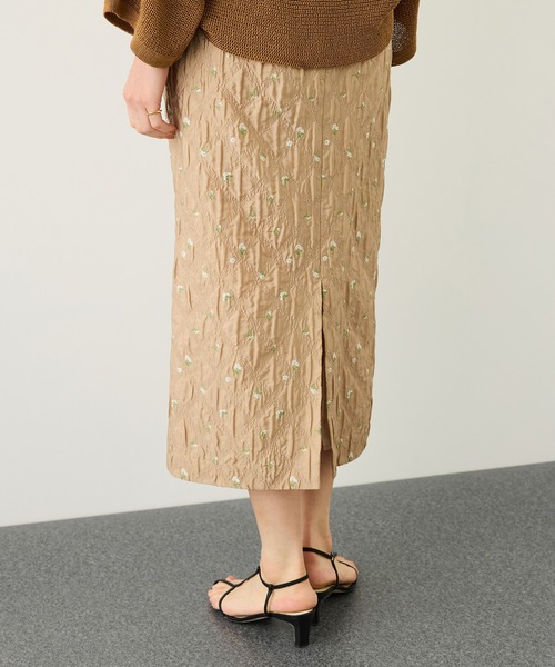 ROPE'(ロペ)の「ジャガードタイトスカート/セットアップ対応・イージーケア(スカート・レディース・ブラック/ベージュ・38/36)」の11枚目の写真