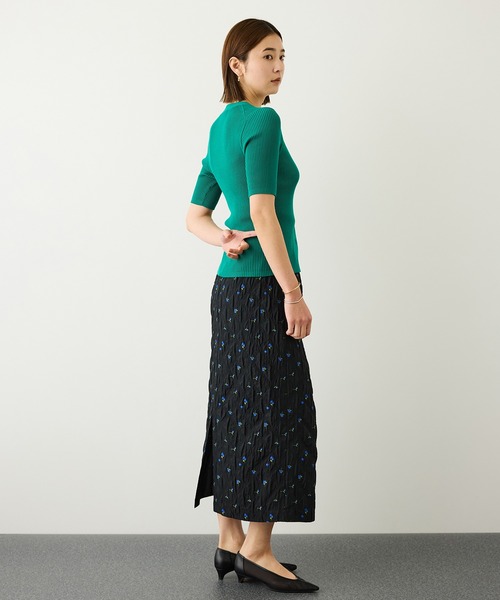 ROPE'(ロペ)の「ジャガードタイトスカート/セットアップ対応・イージーケア(スカート・レディース・ブラック/ベージュ・38/36)」の17枚目の写真
