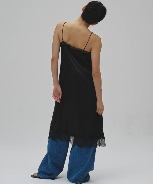TODAYFUL（トゥデイフル）の「[TODAYFUL/トゥデイフル] サテンレース キャミワンピース（ワンピース・レディース・アイボリー/ブラック・36）」の8枚目の写真