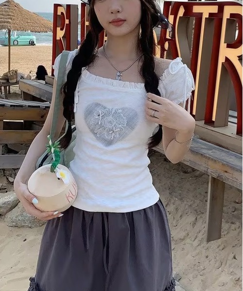 AsheKsha（アシクシャ）の「ハートプリント紐付きスクエアネック半袖トップス（Tシャツ/カットソー・レディース・ホワイト・M）」の9枚目の写真