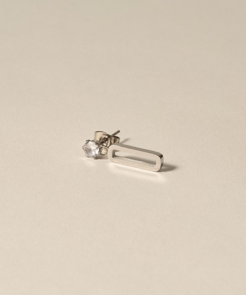 novice（ノーヴィス）の「【novice】Linear Stone Pierce［Stainless］（ピアス（両耳用）・レディース・シルバー/ゴールド・FREE）」の3枚目の写真